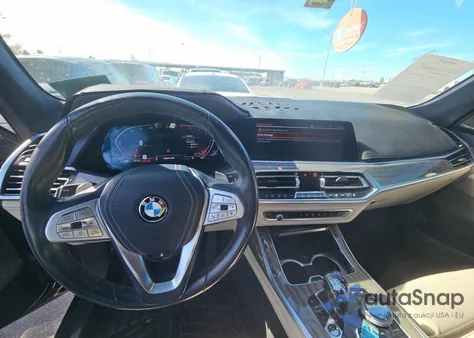 2019 BMW X7 xDrive50I z USA, uszkodzony, nr VIN 5UXCX4C5XKLB39840